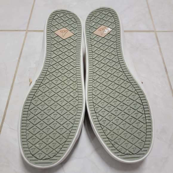 NEW Sperry Women's Crest Vibe Baja Sneaker - Picture 6 of 7